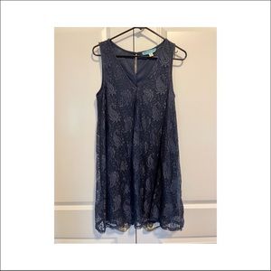 dina be lace dress - size S